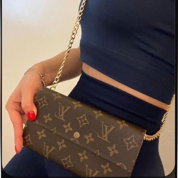 Authentic Louis Vuitton crossbody/WOC Wallet on Chain - Picture 1 of 14